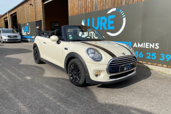 MINI CABRIOLET F57