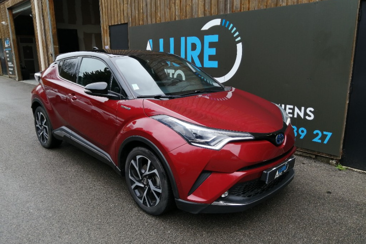 TOYOTA C-HR HYBRIDE RC18